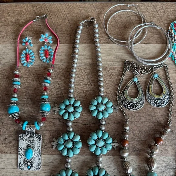 28 Piece Western Statement Jewelry Bundle - Squash Blossom Bracelets Earrings - Picture 5 of 13